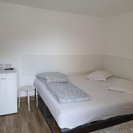 Nord Poshtel Hostel Boekarest Buitenkant foto