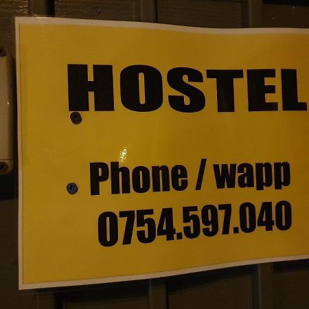 Nord Poshtel Hostel Boekarest Buitenkant foto